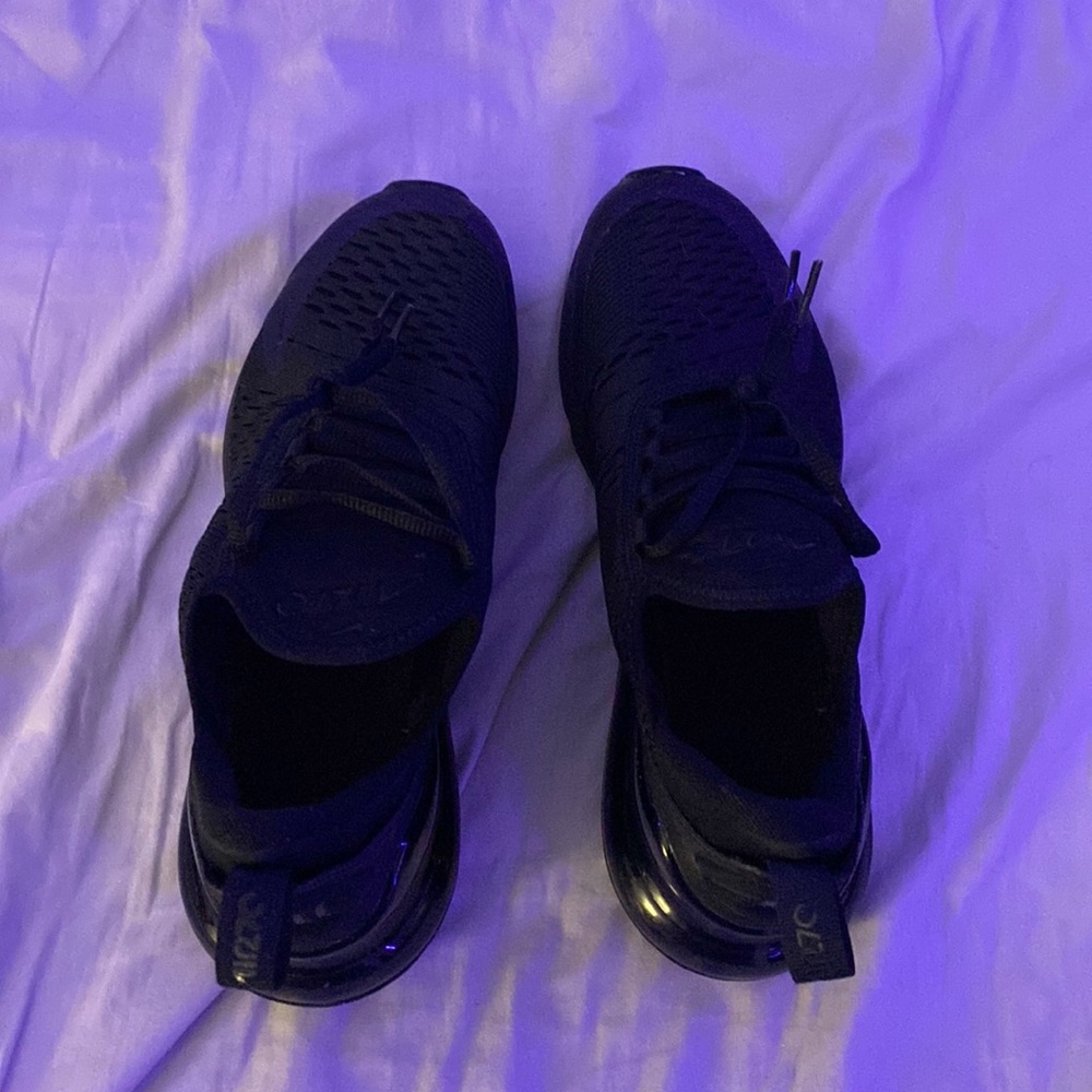 SZ 7/Air Max 270 BG ‘Triple black’